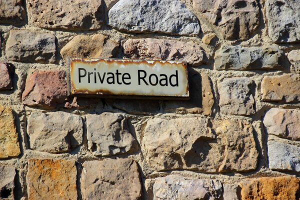 private way, private, sign